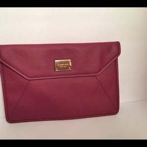 Michael Kors Mac carrier